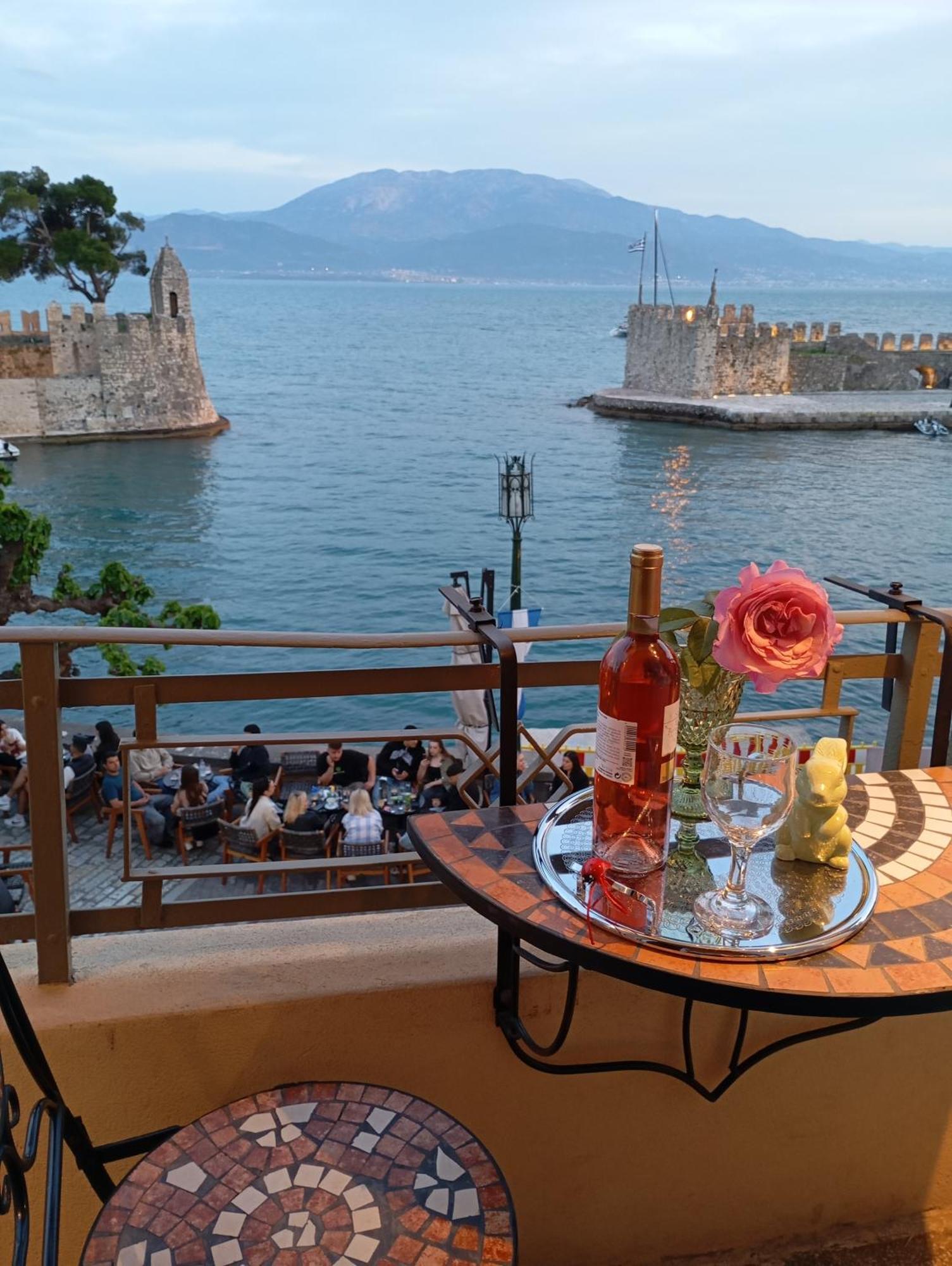 Casa Da Sogno Elegant Studio Nafpaktos Exteriör bild